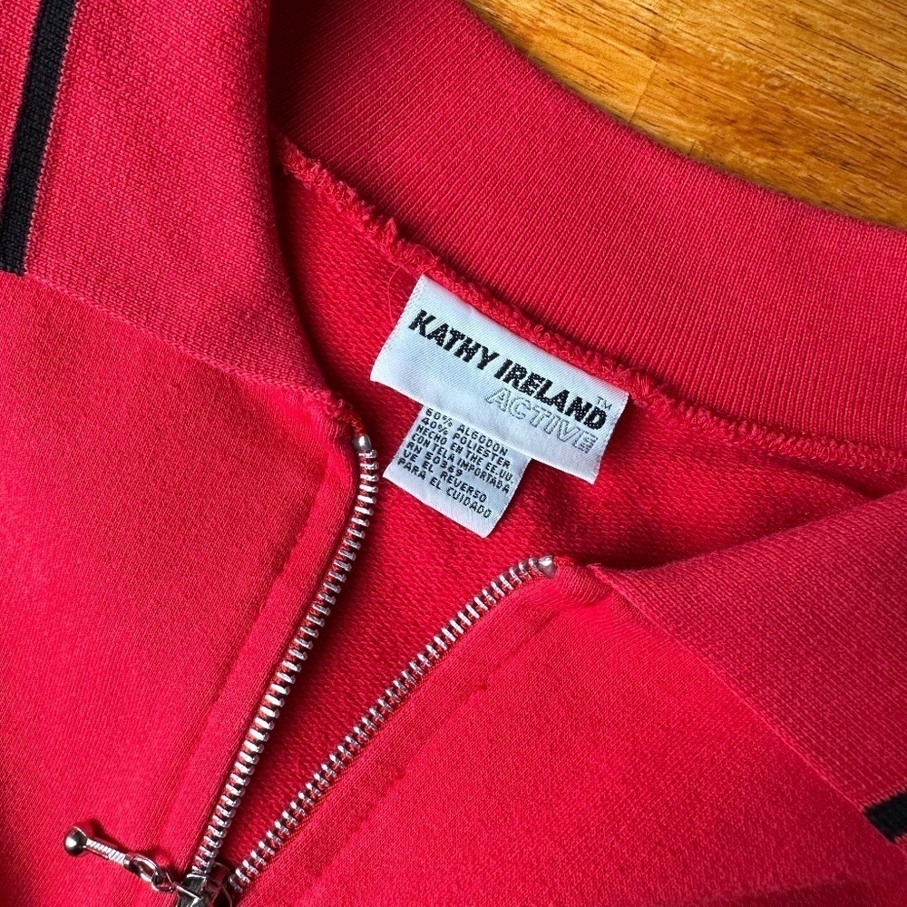 Kathy Ireland Active Women's Quarter Zip Red XL Vintage Sporty Athleisure Comfy - Picture 3 of 9